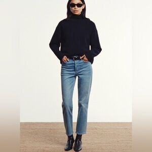 ARITZIA DENIM FORUM THE ARLO HI-RISE STRAIGHT JEAN